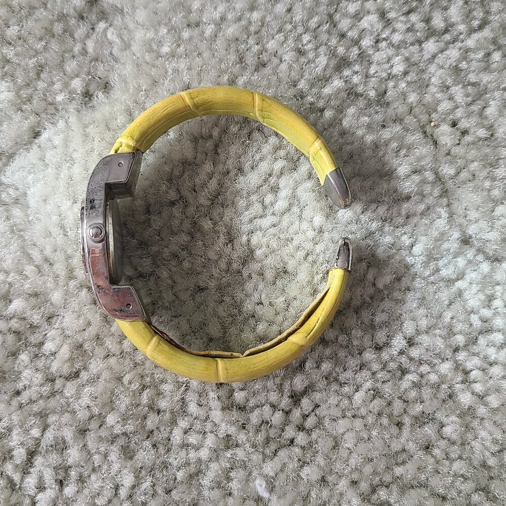 Women's Watch - Picture 2 of 3